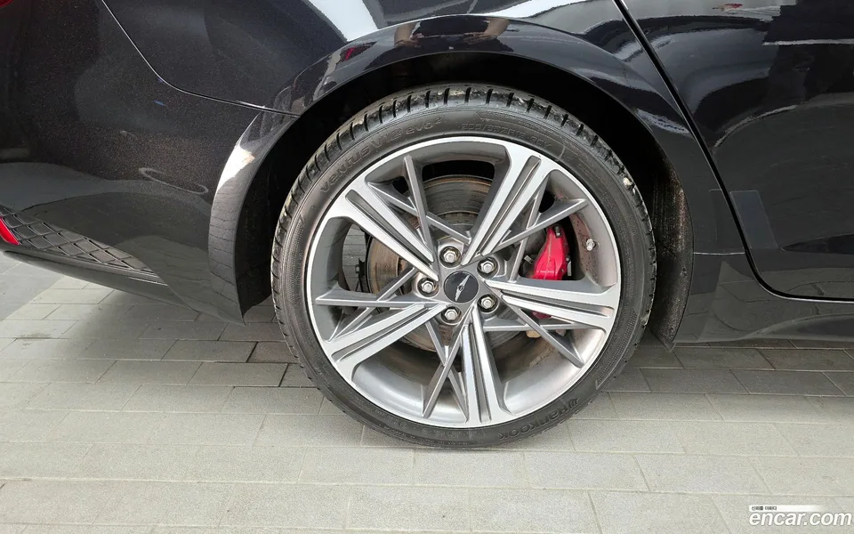 Genesis G70 3.3T 2WD 2025 — миниатюра 5