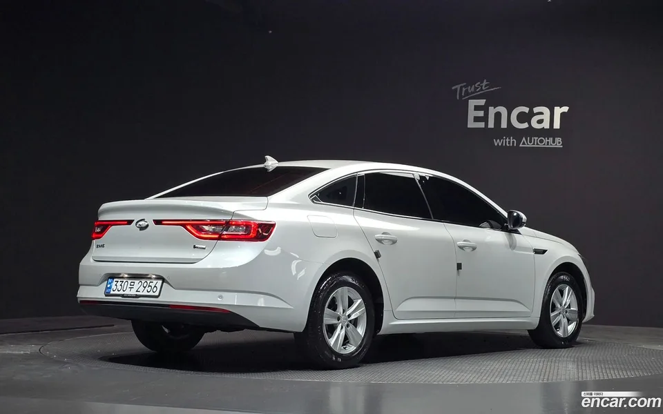 Renault Samsung SM6 (Talisman) 1.3 TCe SE 2022 — миниатюра 2