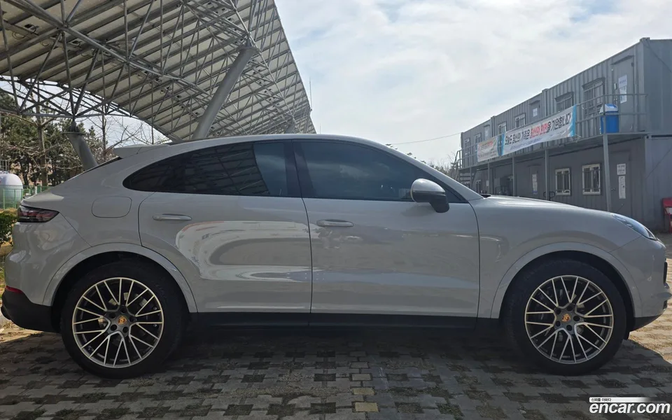 Porsche Cayenne 3.0 2023 — миниатюра 5