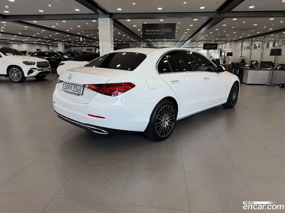 Mercedes-Benz C-Class C200 2024 — миниатюра 4