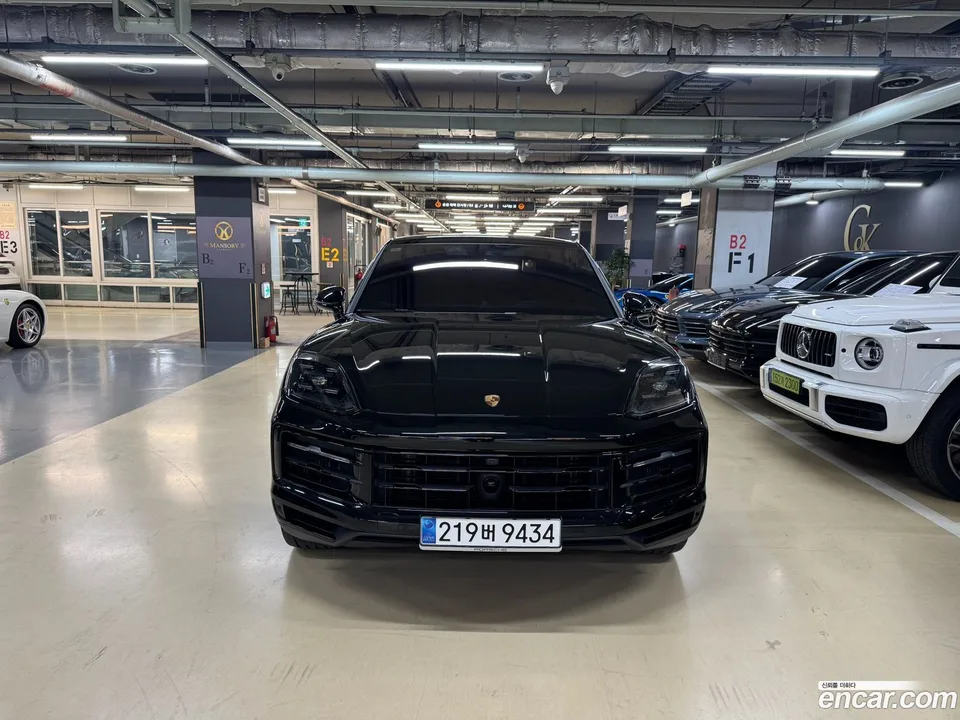 Porsche Cayenne 3.0 2023 — миниатюра 3