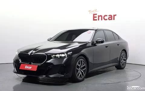 BMW 5 Series (G60) 2025 купить в Москве