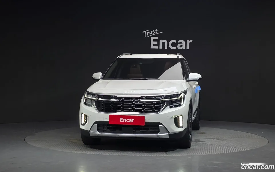 Kia Seltos 1.6 2WD 2023 — миниатюра 3