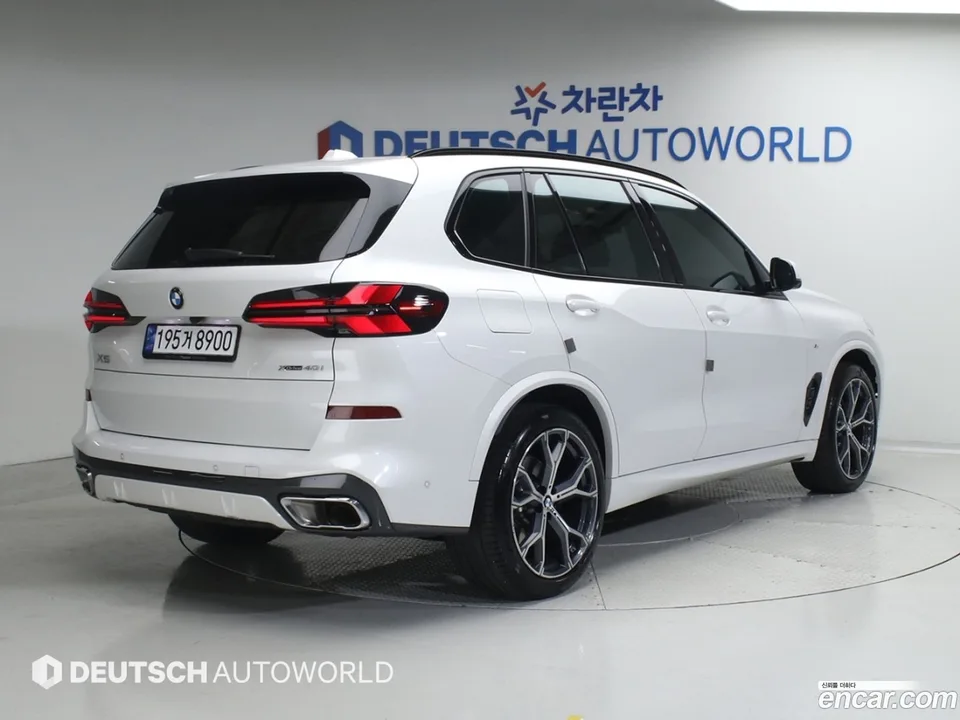 BMW X5 xDrive 40i M 2023 — миниатюра 2