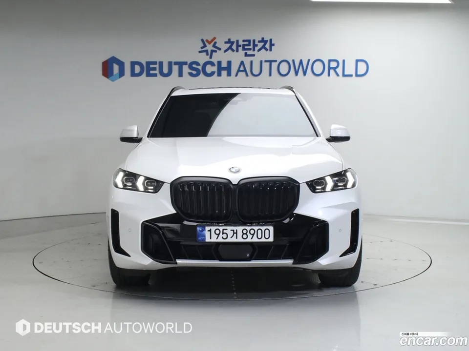 BMW X5 xDrive 40i M 2023 — миниатюра 3