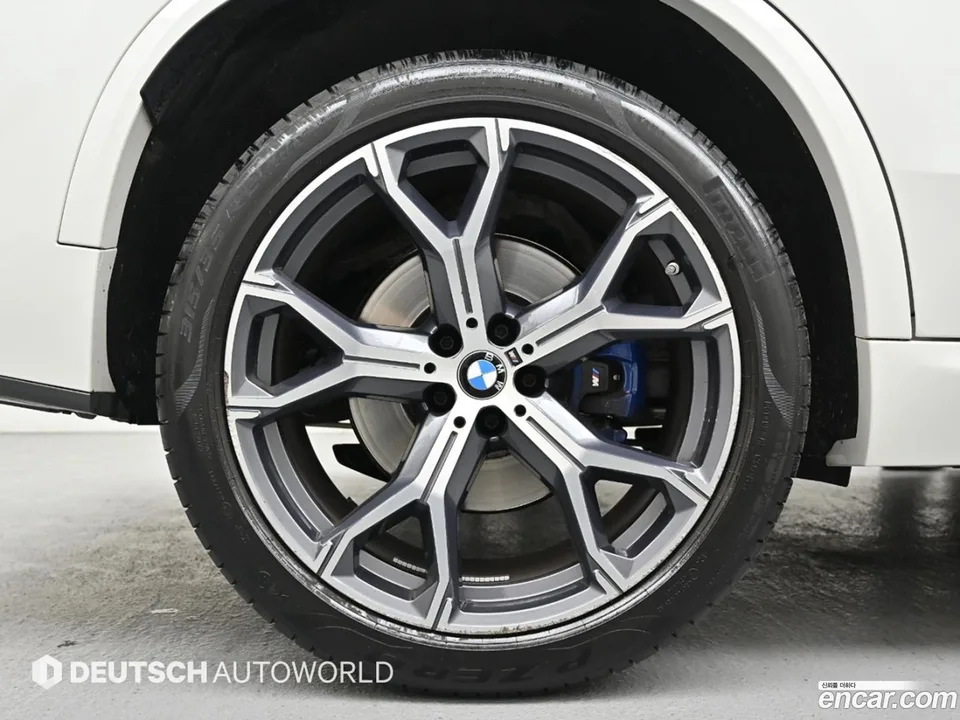 BMW X5 xDrive 40i M 2023 — миниатюра 5