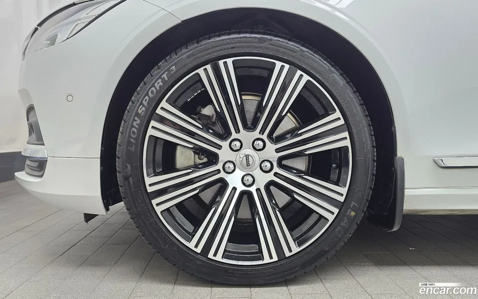 Volvo S90 B6 AWD 2022 — миниатюра 5