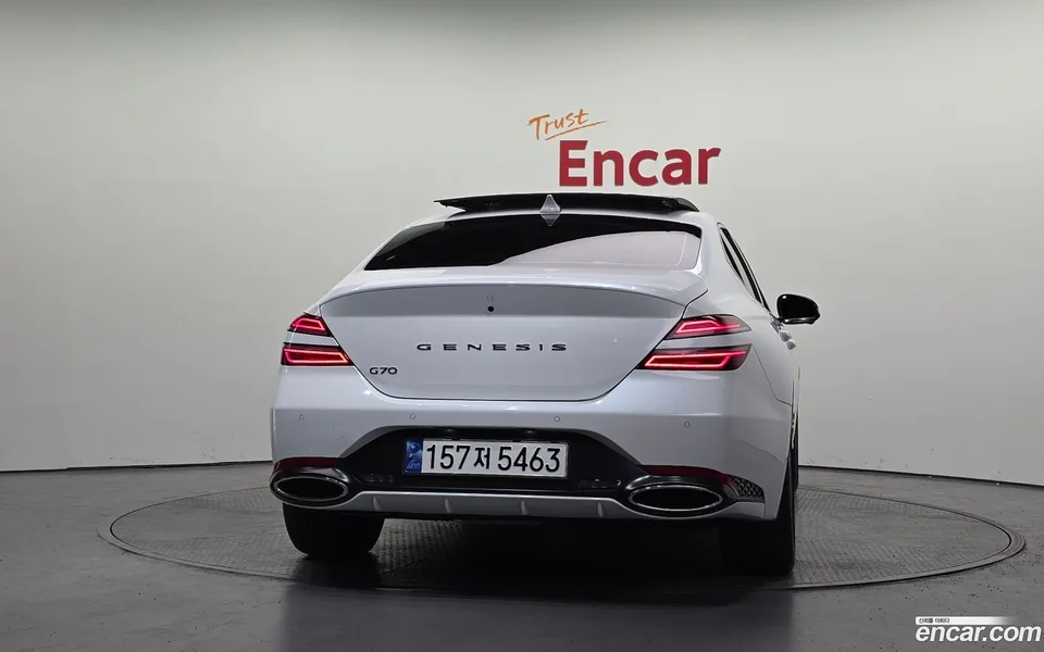 Genesis G70 2.5T 2WD 2023 — миниатюра 4
