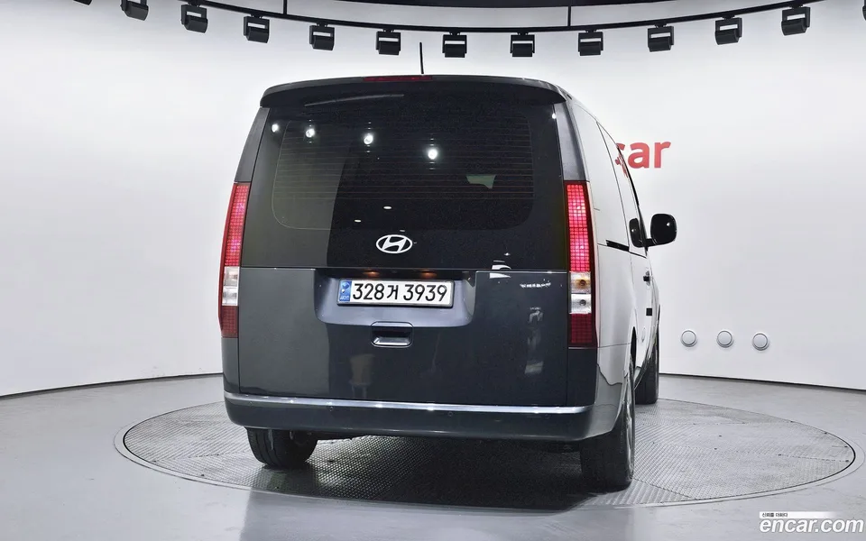 Hyundai Staria HEV 1.6 9 2024 — миниатюра 4