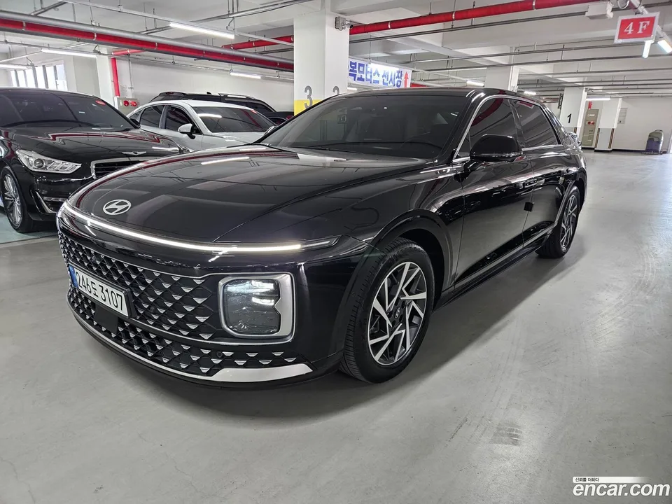 Hyundai Grandeur 2.5 2WD 2023 — миниатюра 2