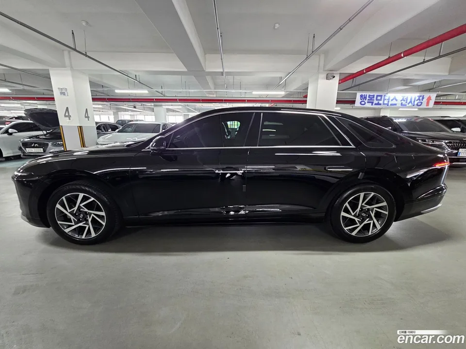 Hyundai Grandeur 2.5 2WD 2023 — миниатюра 3