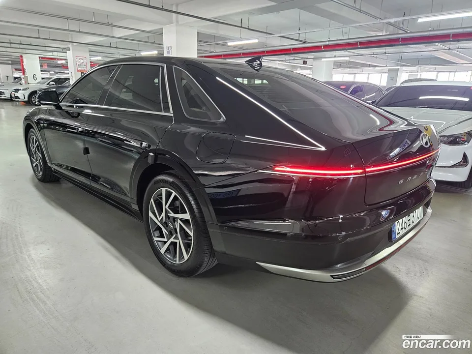 Hyundai Grandeur 2.5 2WD 2023 — миниатюра 4