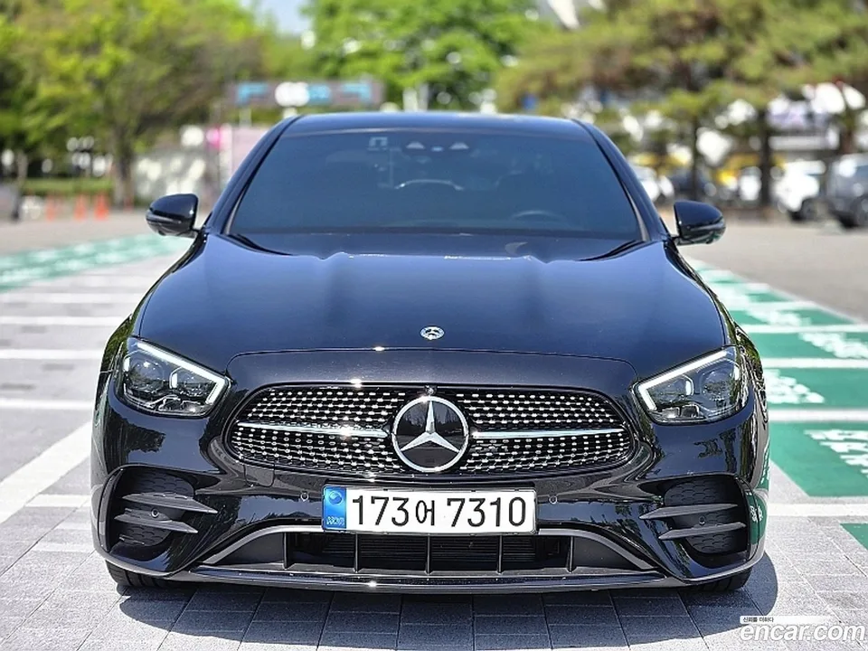 Mercedes-Benz E-Class E350 4MATIC AMG Line 2023 — миниатюра 2