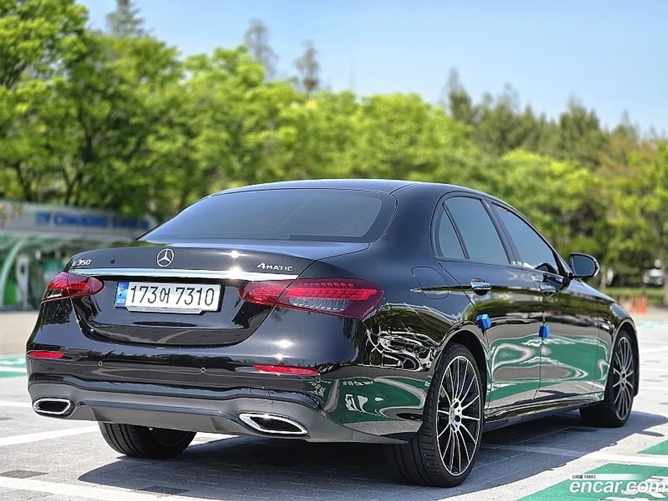 Mercedes-Benz E-Class E350 4MATIC AMG Line 2023 — миниатюра 4