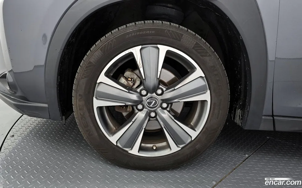 Lexus UX 300e 2WD 2022 — миниатюра 5