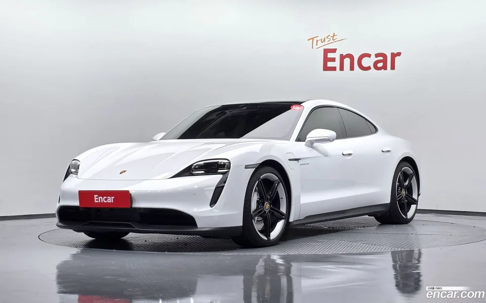 Porsche Taycan 2023 — фото 1, купить с доставкой в Москву
