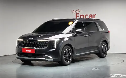 Kia Carnival 2024 buy in Moscow