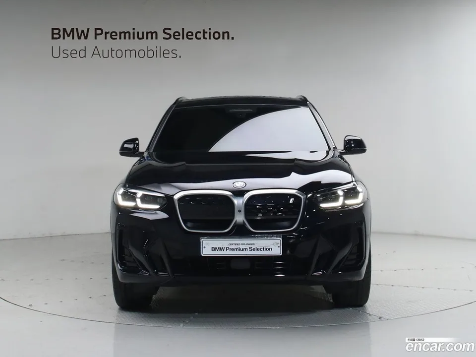 BMW iX3 M 2025 — миниатюра 2