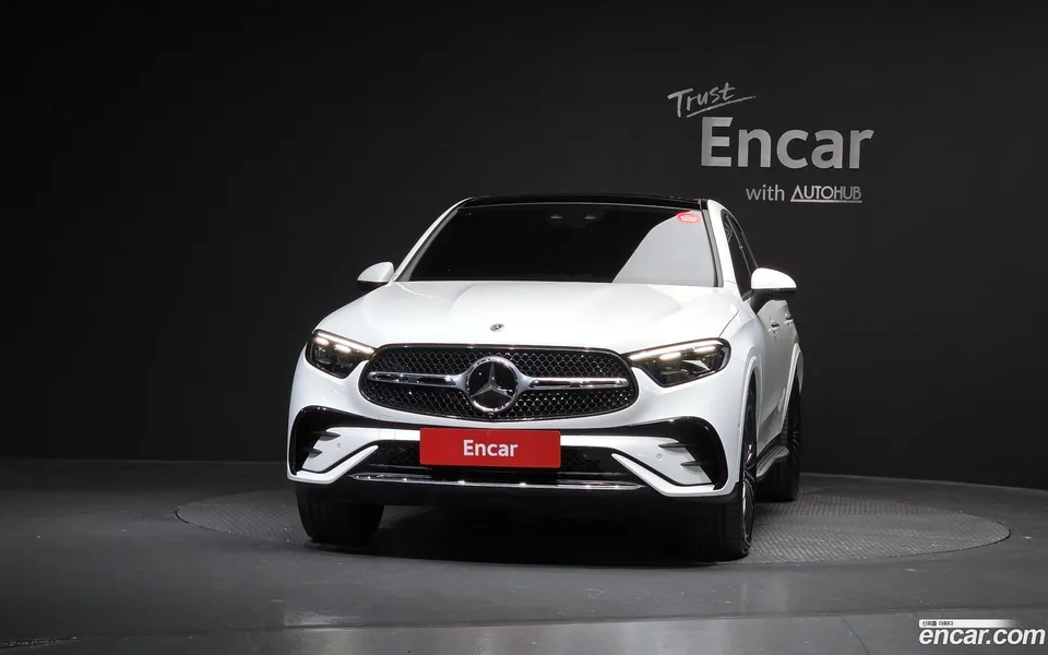 Mercedes-Benz GLC-Class GLC300 4MATIC 2024 — миниатюра 3