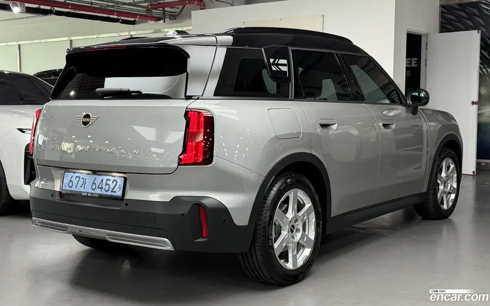 MINI Cooper Countryman Electric E 2025 — миниатюра 2