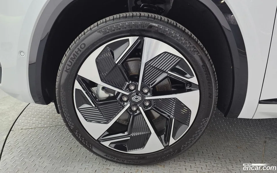 Renault Samsung Grand Koleos 1.5 E-TECH 2WD 2024 — миниатюра 5