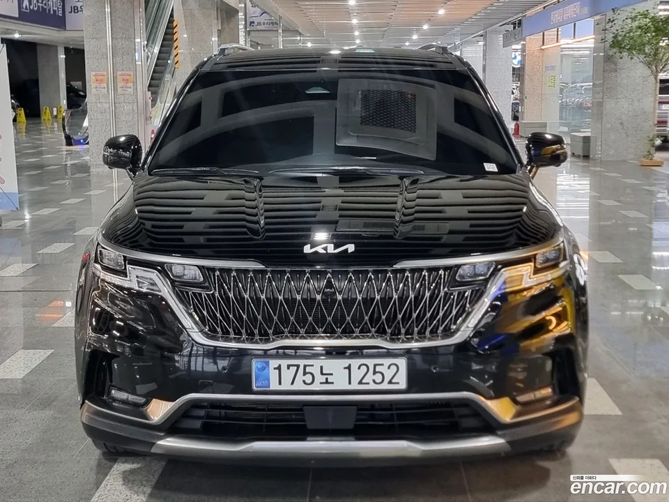 Kia Carnival 9 2023 — миниатюра 2