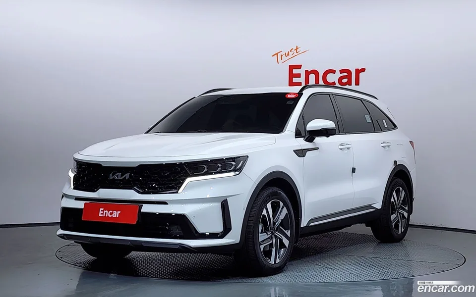 Kia Sorento HEV 1.6 4WD 2023 — фото 1, купить с доставкой в Москву