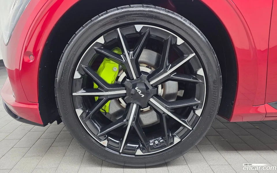 Kia EV6 GT 4WD 2025 — миниатюра 5