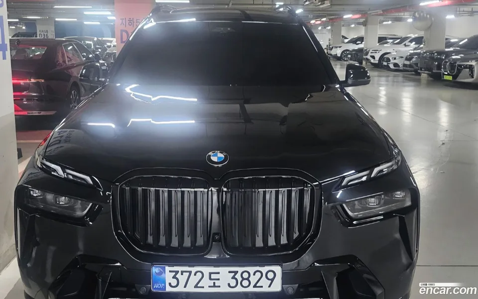 BMW X7 xDrive 40i M 7 2024 — миниатюра 4