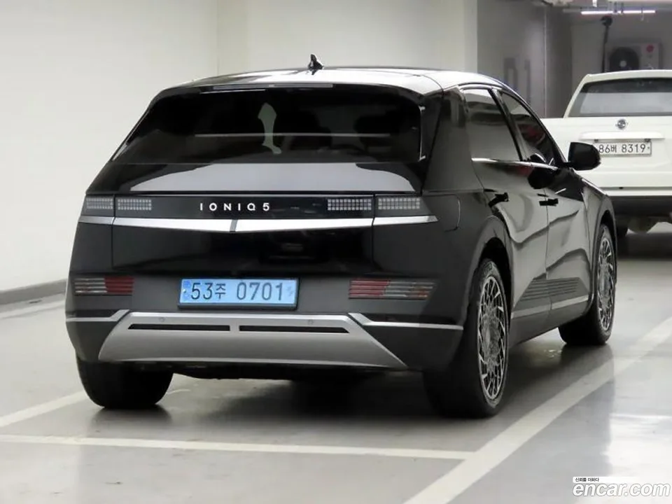 Hyundai Ioniq 5 2024 — миниатюра 3