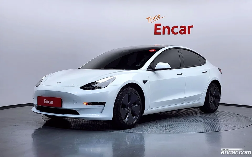 Tesla Model 3 RWD 2022 — фото 1, купить с доставкой в Москву