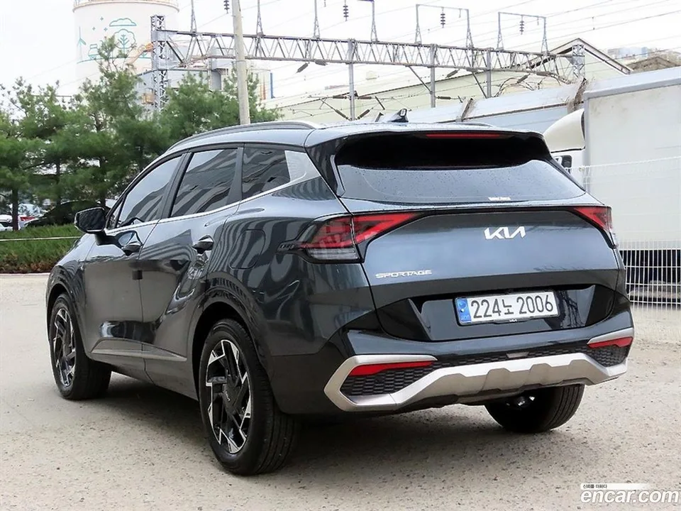 Kia Sportage 2.0 2WD 2024 — миниатюра 3