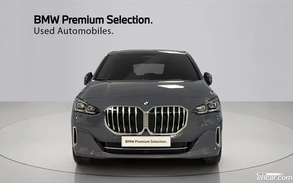 BMW 2 Series Active Tourer 220i 2023 — миниатюра 3