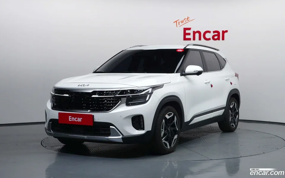 Kia Seltos 1.6 2WD 2025 — фото 1, купить с доставкой в Москву