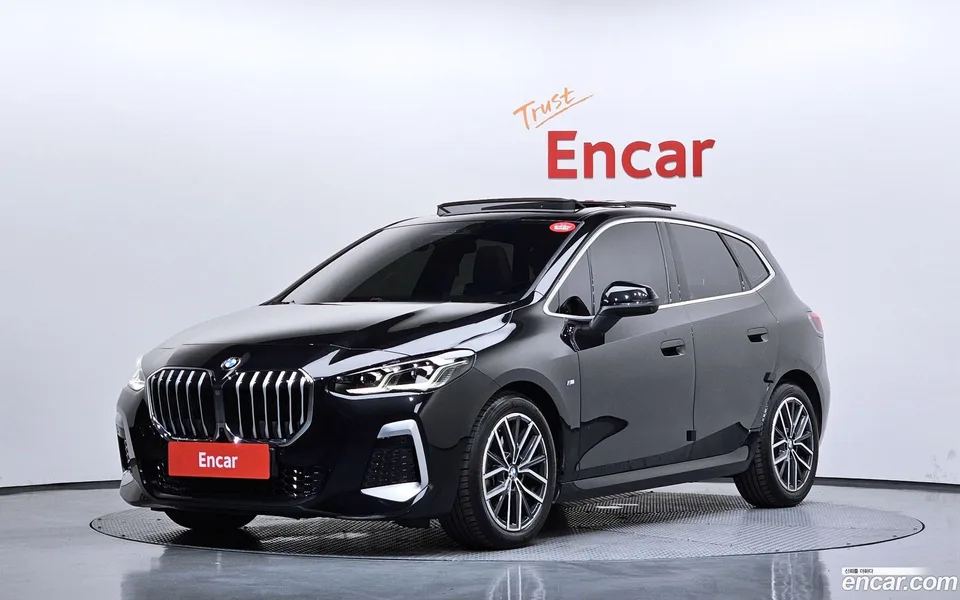 BMW 2 Series Active Tourer 220i M 2023 — фото 1, купить с доставкой в Москву