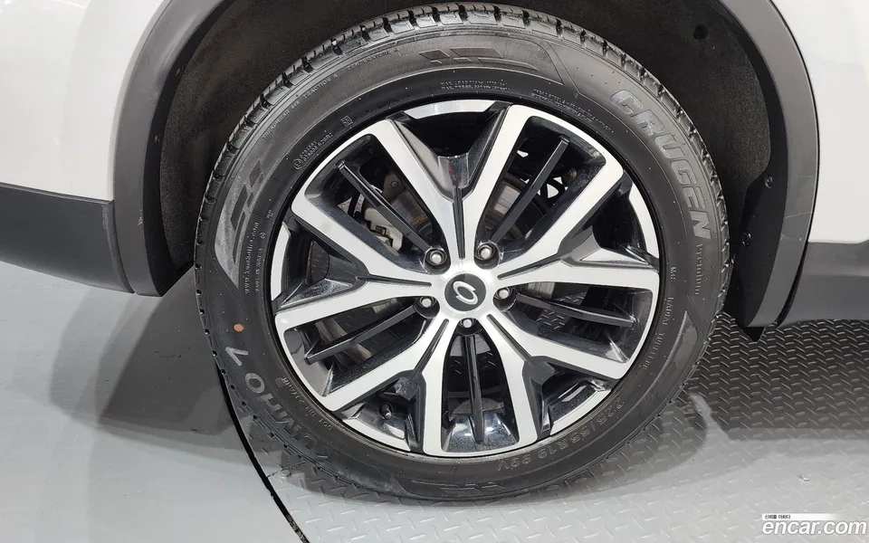 Renault Samsung QM6 2.0 LPe RE 2WD 2022 — миниатюра 5
