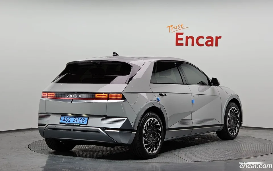 Hyundai Ioniq 5 2022 — миниатюра 2