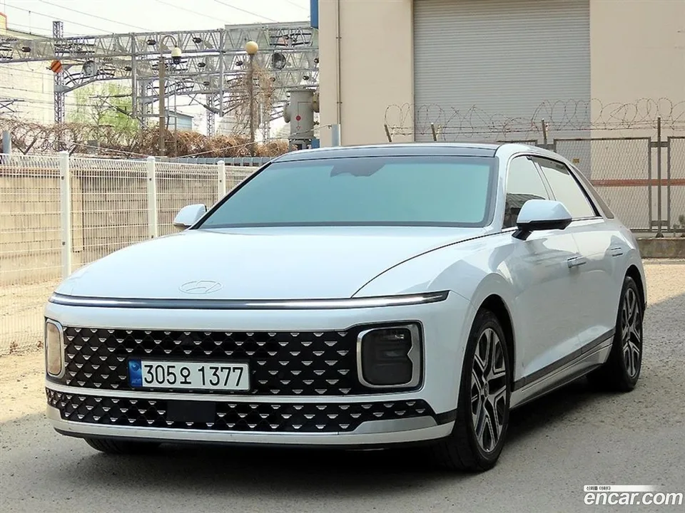 Hyundai Grandeur 2.5 2WD 2023 — миниатюра 3