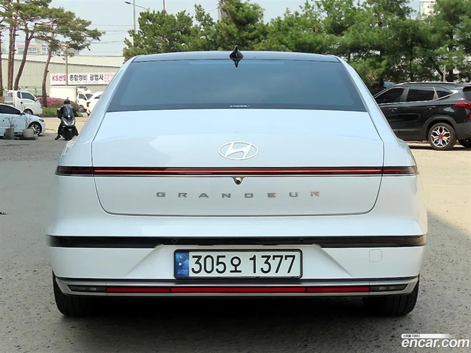 Hyundai Grandeur 2.5 2WD 2023 — миниатюра 5