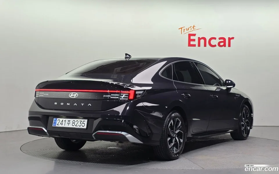 Hyundai Sonata The Edge 2.0 2024 — миниатюра 2