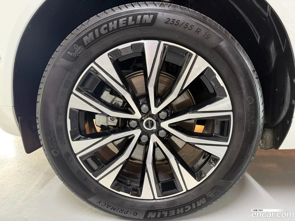 Volvo XC60 B5 2024 — миниатюра 5