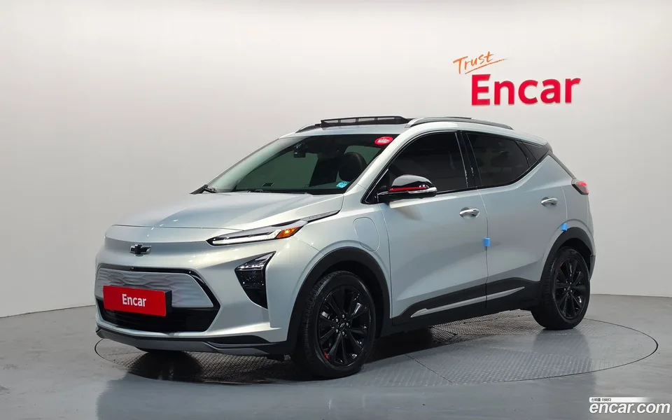 Chevrolet Bolt EUV 2023 — фото 1, купить с доставкой в Москву