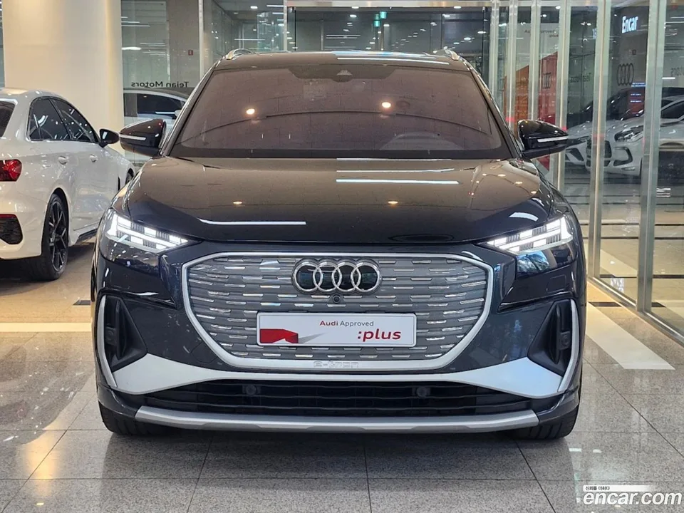 Audi Q4 e-tron 40 2023 — миниатюра 3