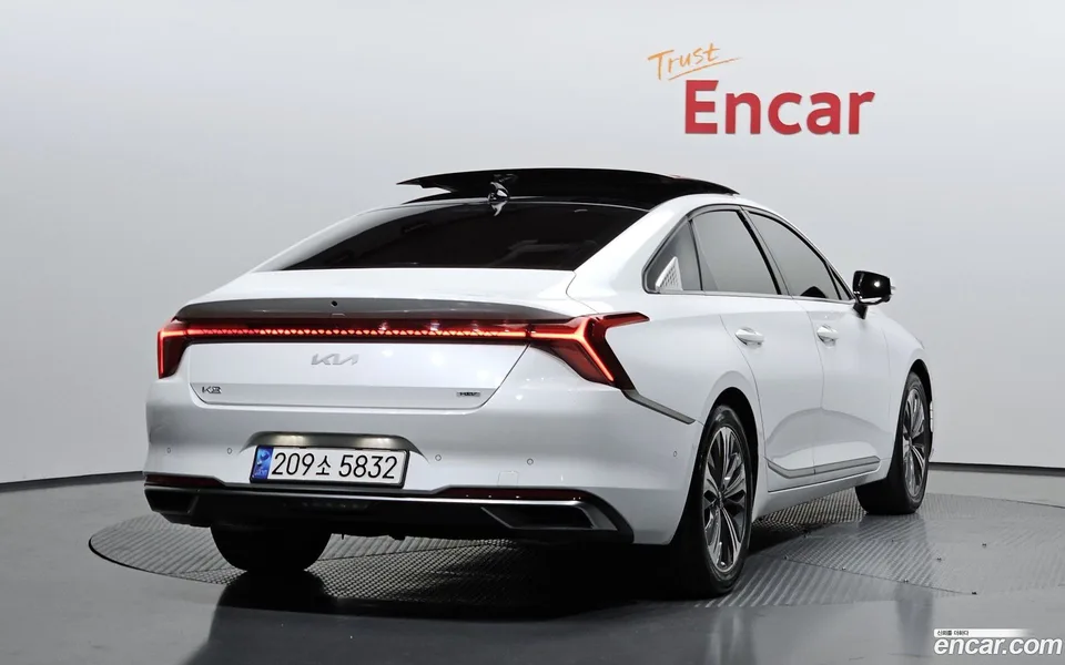 Kia K8 Hybrid 2023 — миниатюра 2