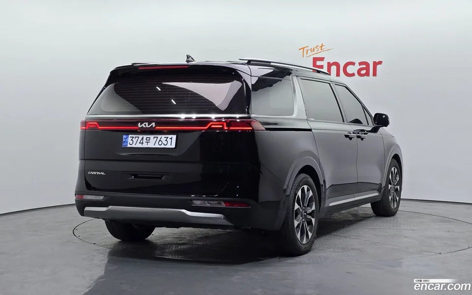 Kia Carnival 9 2023 — миниатюра 2