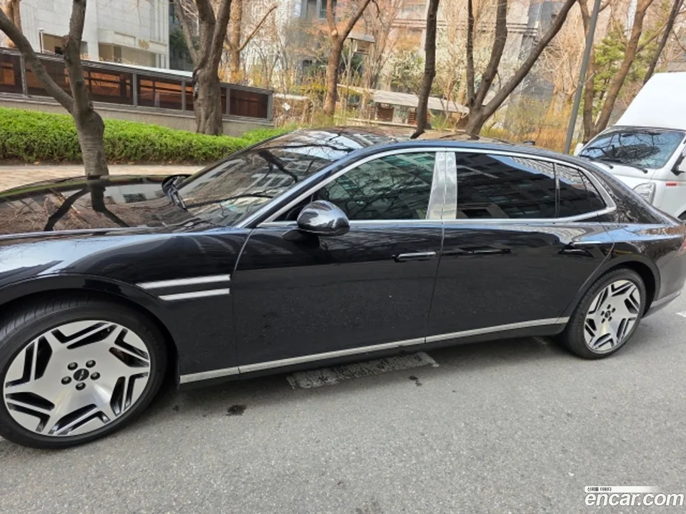 Genesis G90 3.5 e-S/C AWD LWB 2024 — миниатюра 2