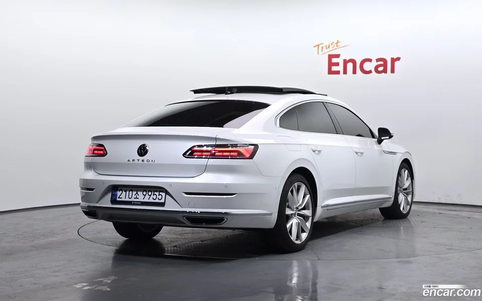 Volkswagen Arteon 2.0 TDI 2023 — миниатюра 2