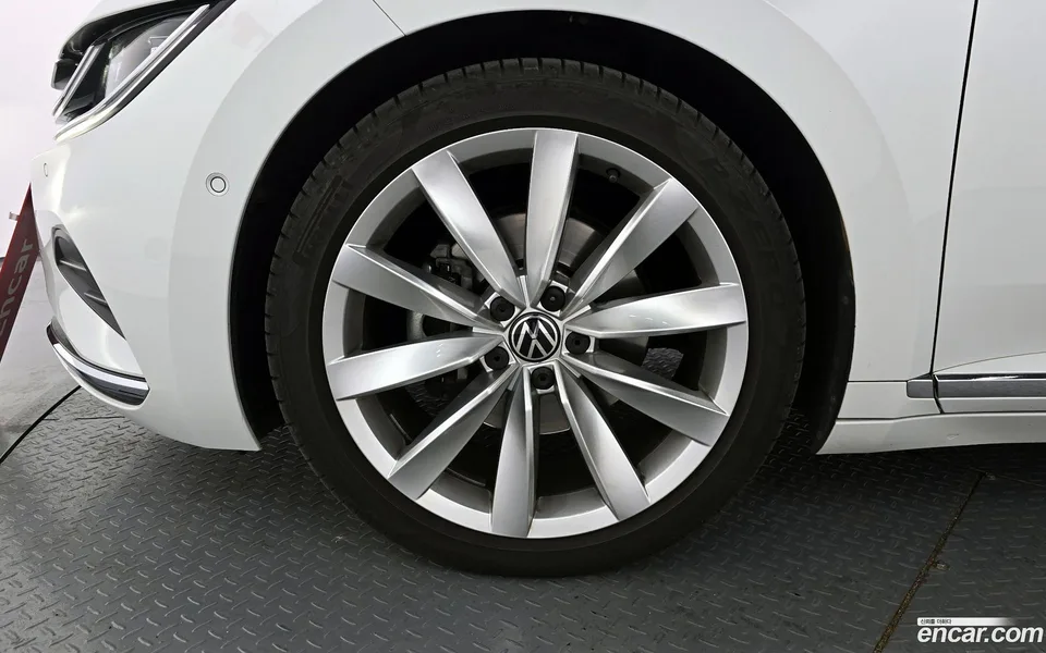 Volkswagen Arteon 2.0 TDI 2023 — миниатюра 5