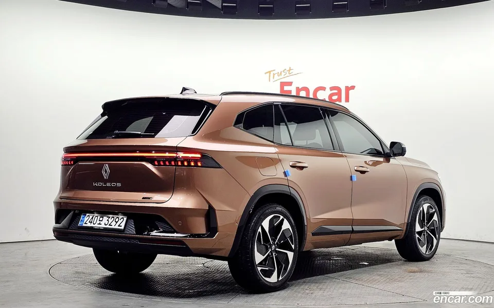 Renault Samsung Grand Koleos 1.5 E-TECH 2WD 2024 — миниатюра 2