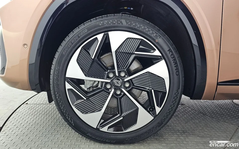Renault Samsung Grand Koleos 1.5 E-TECH 2WD 2024 — миниатюра 5